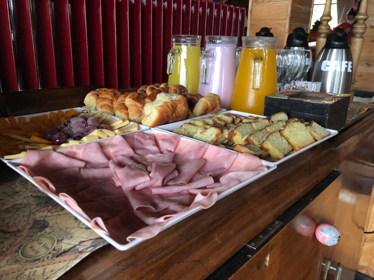 サンカルロスデバリローチェ La Miralejos Bed & Breakfast エクステリア 写真